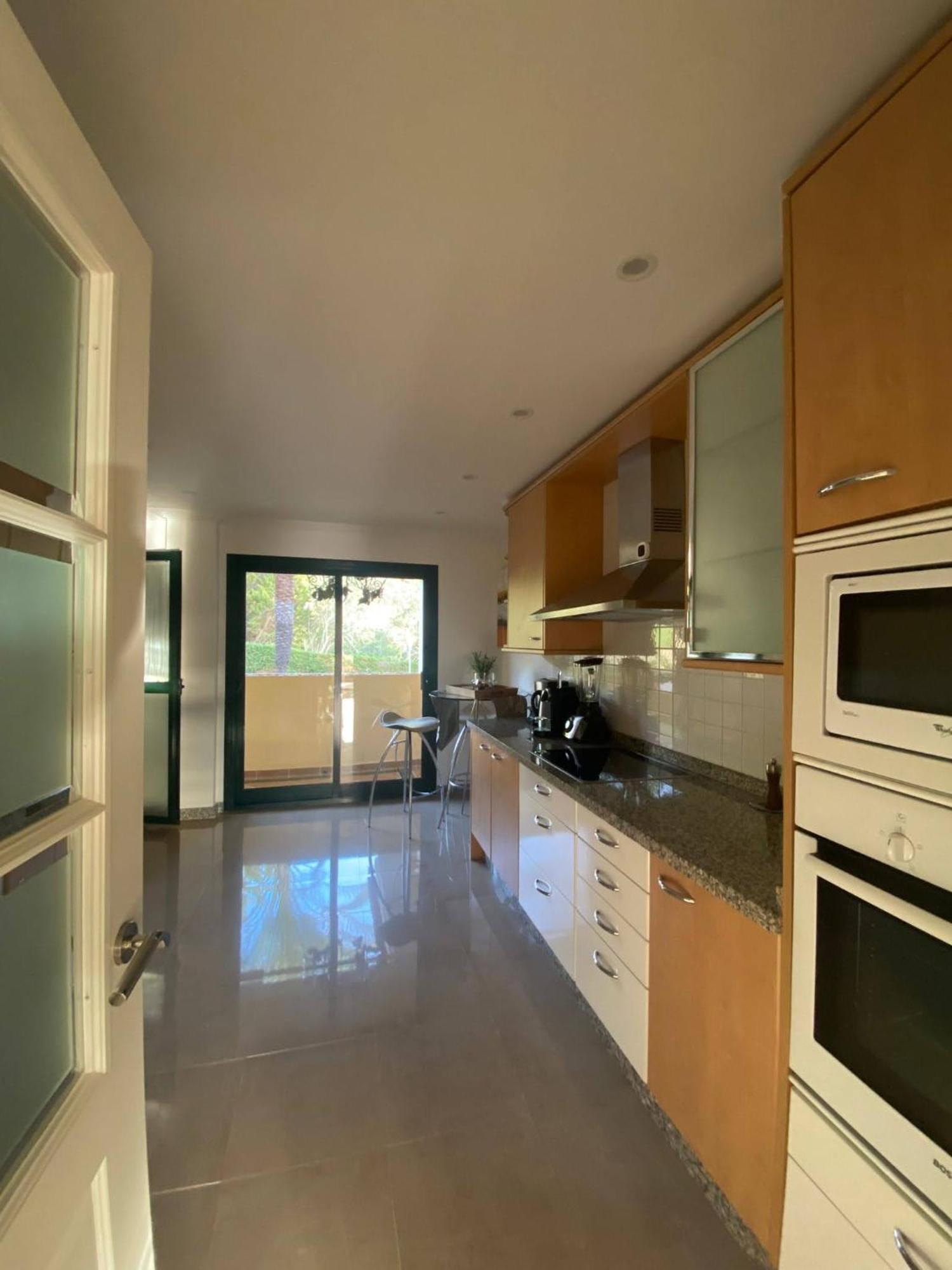 Sunny Retreat With Stunning View Appartement Sotogrande