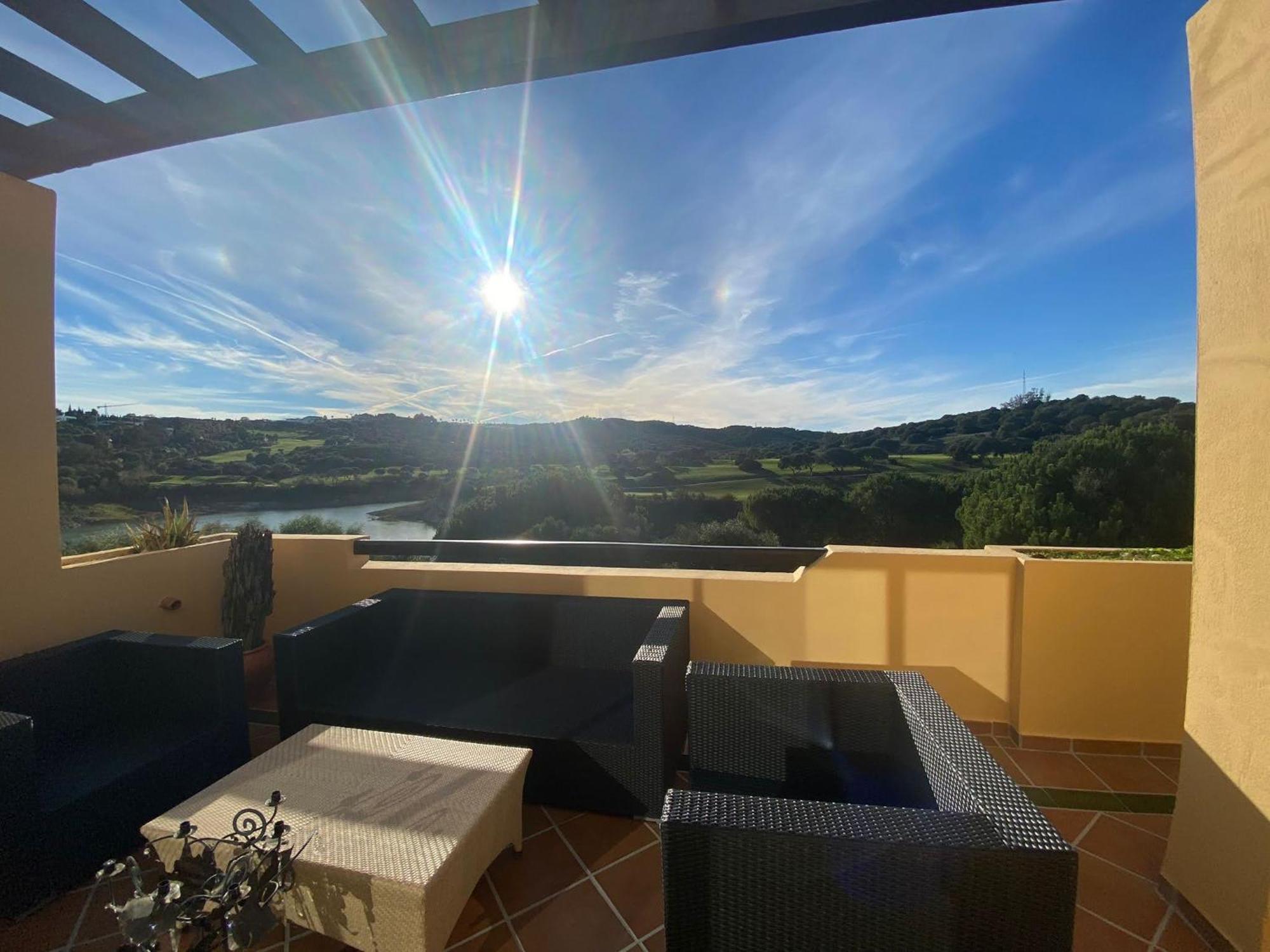 Sunny Retreat With Stunning View Sotogrande