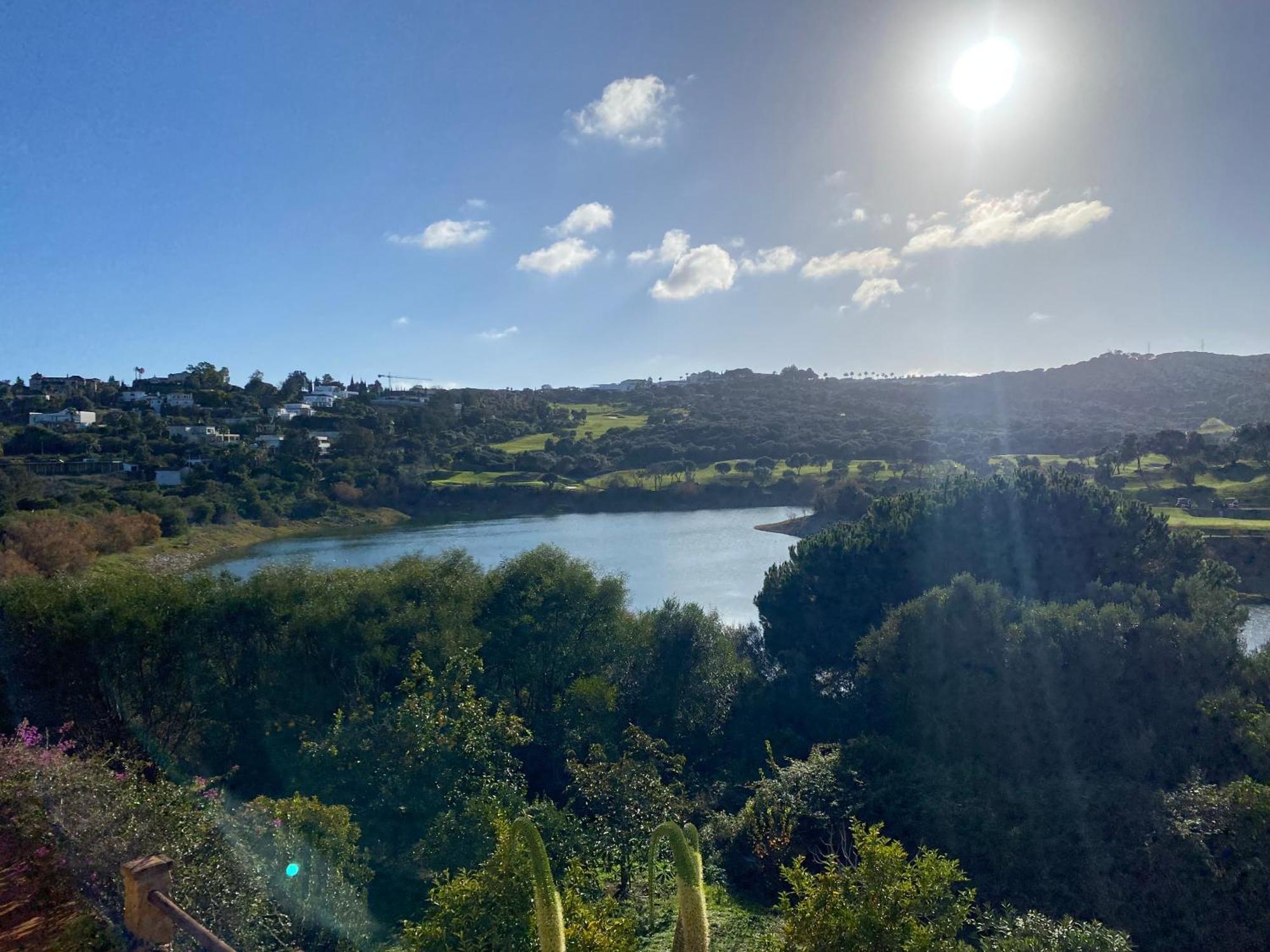 Sunny Retreat With Stunning View